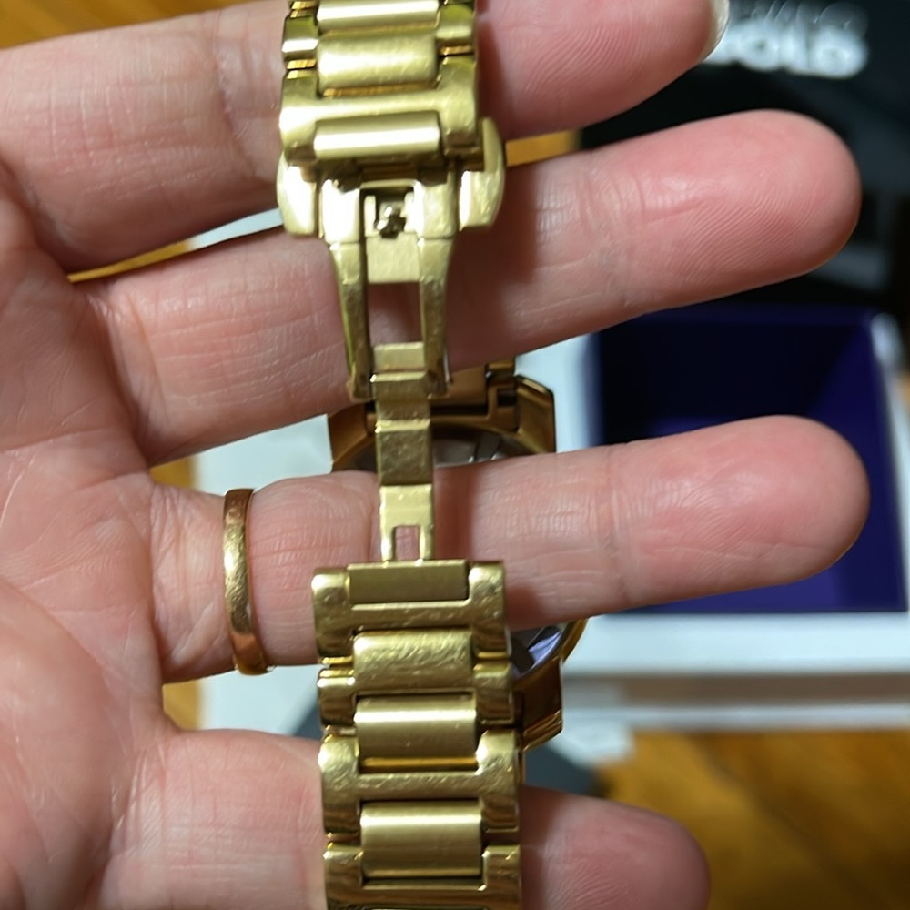 🌎 MOVADO BOLD Watches - Picture 8 of 16